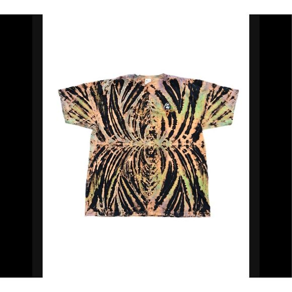 Danica Patrick F1 Tie-Dye Tee - Picture 2 of 5